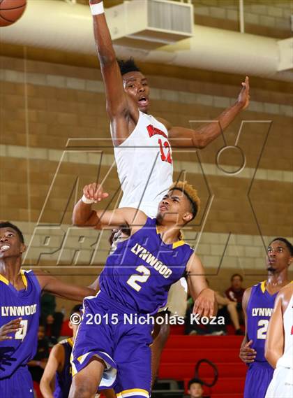 Thumbnail 1 in Lynwood vs. Westchester (Pacific Shores Tournament) photogallery.
