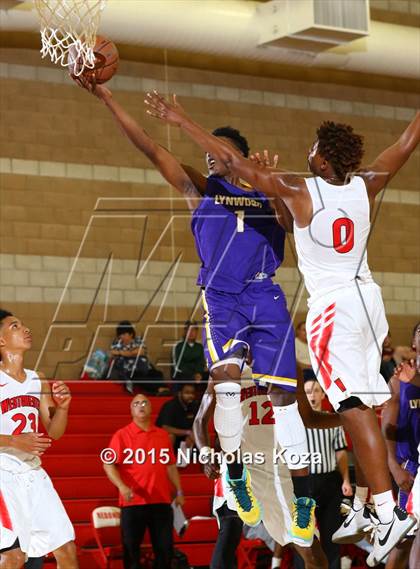 Thumbnail 1 in Lynwood vs. Westchester (Pacific Shores Tournament) photogallery.