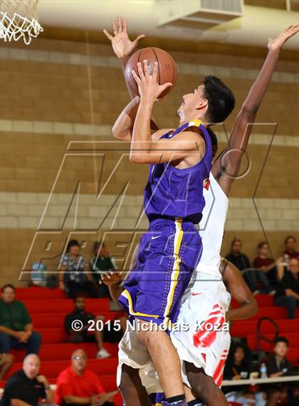 Thumbnail 2 in Lynwood vs. Westchester (Pacific Shores Tournament) photogallery.