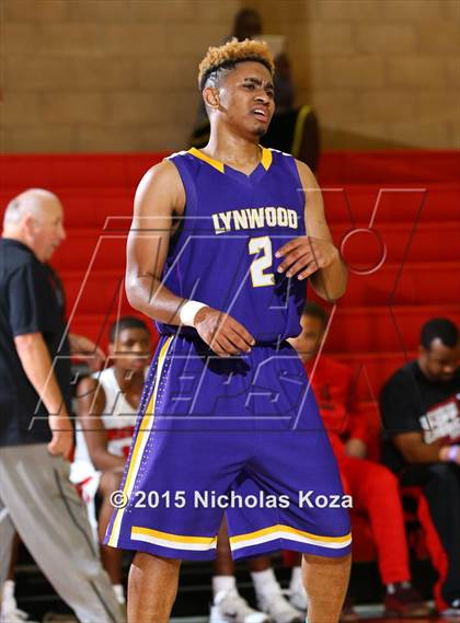 Thumbnail 3 in Lynwood vs. Westchester (Pacific Shores Tournament) photogallery.