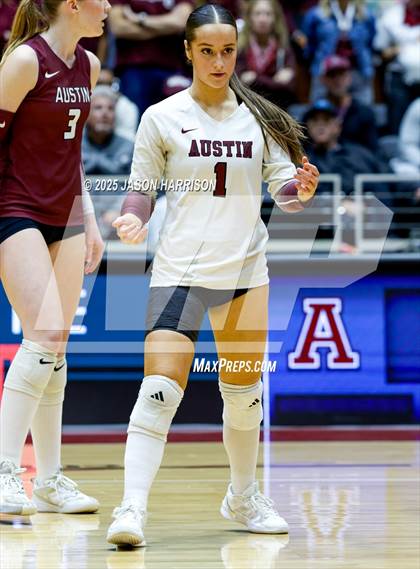 Thumbnail 2 in Austin High vs. Southlake Carrol (UIL 6A D2 Volleyball Final) photogallery.