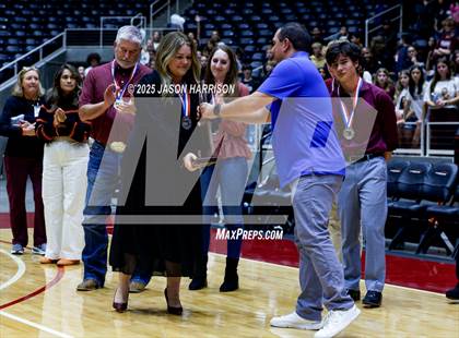 Thumbnail 2 in Austin High vs. Southlake Carrol (UIL 6A D2 Volleyball Final) photogallery.