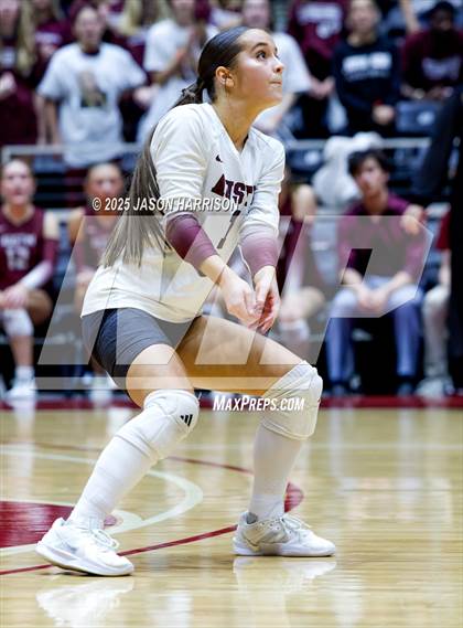 Thumbnail 1 in Austin High vs. Southlake Carrol (UIL 6A D2 Volleyball Final) photogallery.