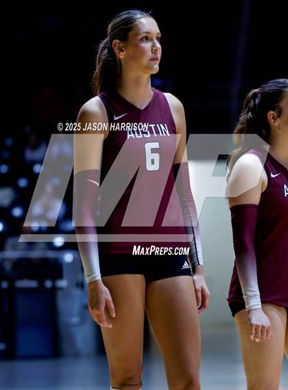Thumbnail 1 in Austin High vs. Southlake Carrol (UIL 6A D2 Volleyball Final) photogallery.