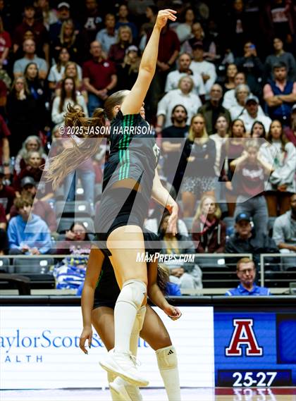 Thumbnail 3 in Austin High vs. Southlake Carrol (UIL 6A D2 Volleyball Final) photogallery.