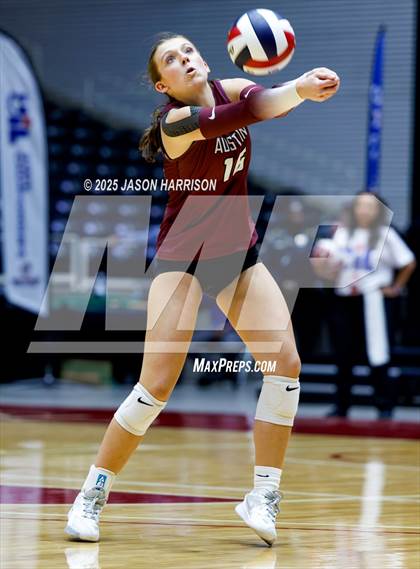 Thumbnail 3 in Austin High vs. Southlake Carrol (UIL 6A D2 Volleyball Final) photogallery.