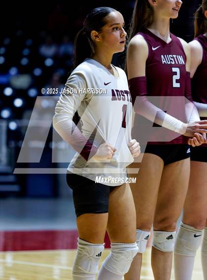 Thumbnail 1 in Austin High vs. Southlake Carrol (UIL 6A D2 Volleyball Final) photogallery.