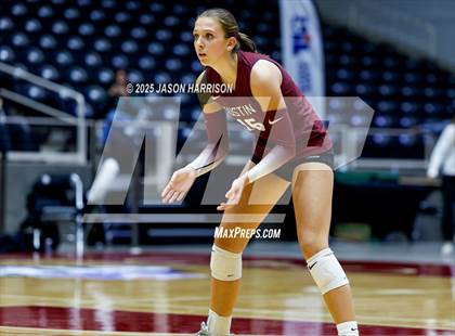 Thumbnail 3 in Austin High vs. Southlake Carrol (UIL 6A D2 Volleyball Final) photogallery.