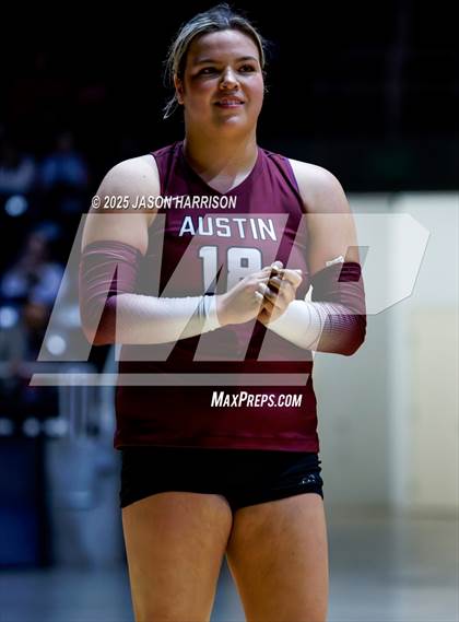 Thumbnail 2 in Austin High vs. Southlake Carrol (UIL 6A D2 Volleyball Final) photogallery.