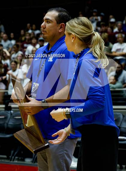 Thumbnail 1 in Austin High vs. Southlake Carrol (UIL 6A D2 Volleyball Final) photogallery.