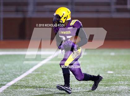 Thumbnail 2 in Savanna vs. Lynwood photogallery.