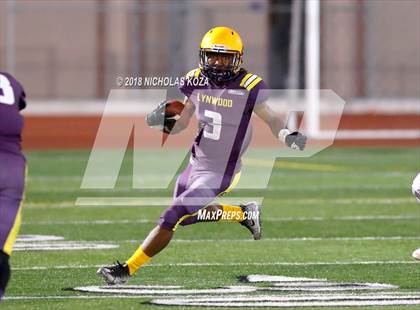 Thumbnail 2 in Savanna vs. Lynwood photogallery.