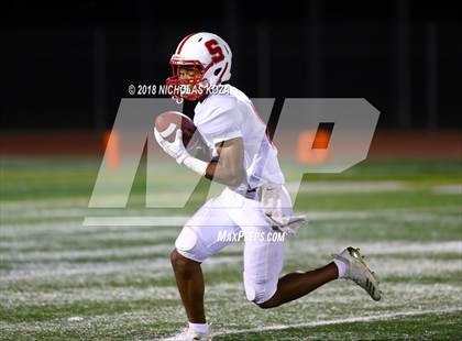 Thumbnail 2 in Savanna vs. Lynwood photogallery.