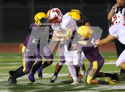 Thumbnail 2 in Savanna vs. Lynwood photogallery.
