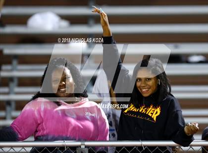 Thumbnail 2 in Savanna vs. Lynwood photogallery.