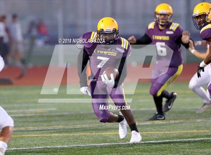 Thumbnail 3 in Savanna vs. Lynwood photogallery.