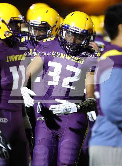 Thumbnail 1 in Savanna vs. Lynwood photogallery.
