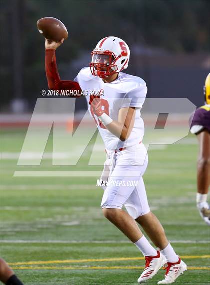 Thumbnail 2 in Savanna vs. Lynwood photogallery.