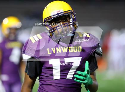 Thumbnail 2 in Savanna vs. Lynwood photogallery.