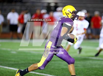 Thumbnail 2 in Savanna vs. Lynwood photogallery.