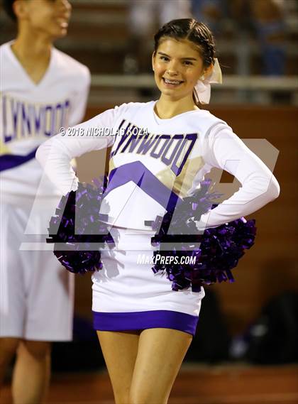 Thumbnail 1 in Savanna vs. Lynwood photogallery.
