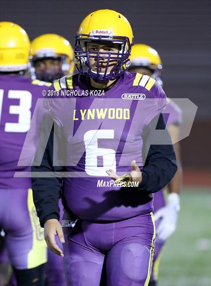 Thumbnail 1 in Savanna vs. Lynwood photogallery.