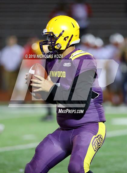 Thumbnail 2 in Savanna vs. Lynwood photogallery.
