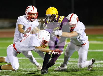 Thumbnail 1 in Savanna vs. Lynwood photogallery.