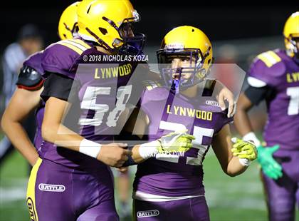 Thumbnail 1 in Savanna vs. Lynwood photogallery.