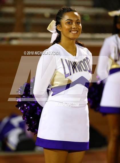 Thumbnail 3 in Savanna vs. Lynwood photogallery.