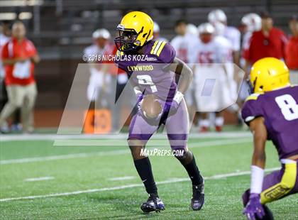 Thumbnail 2 in Savanna vs. Lynwood photogallery.