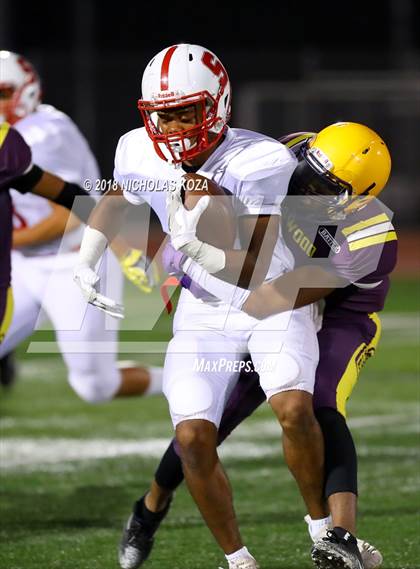 Thumbnail 2 in Savanna vs. Lynwood photogallery.
