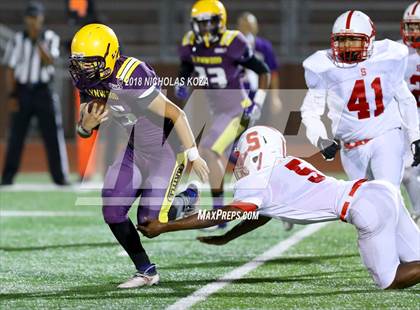 Thumbnail 3 in Savanna vs. Lynwood photogallery.
