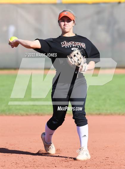Thumbnail 2 in West vs. Roosevelt (Dave Kops Tournament of Champions) photogallery.