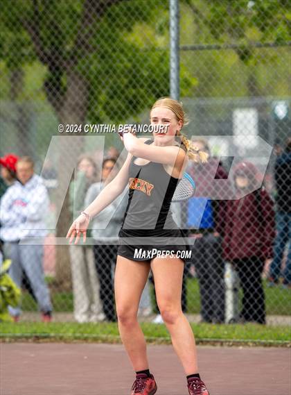 Thumbnail 1 in CHSAA 5A Finals photogallery.