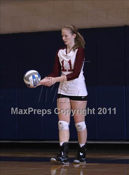 Thumbnail 3 in Aquinas vs Eden (NYSPHSAA Class B Regional Semifinal) photogallery.