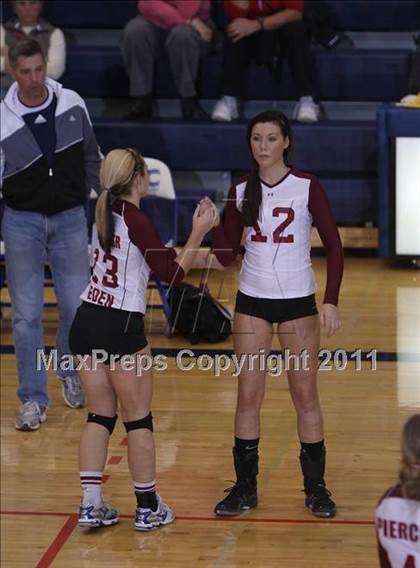Thumbnail 3 in Aquinas vs Eden (NYSPHSAA Class B Regional Semifinal) photogallery.