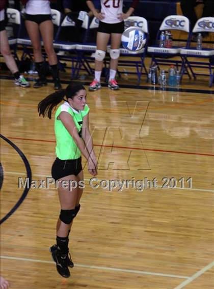 Thumbnail 3 in Aquinas vs Eden (NYSPHSAA Class B Regional Semifinal) photogallery.