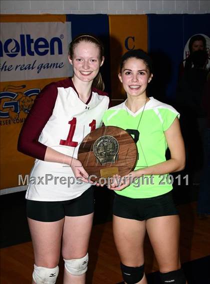 Thumbnail 2 in Aquinas vs Eden (NYSPHSAA Class B Regional Semifinal) photogallery.