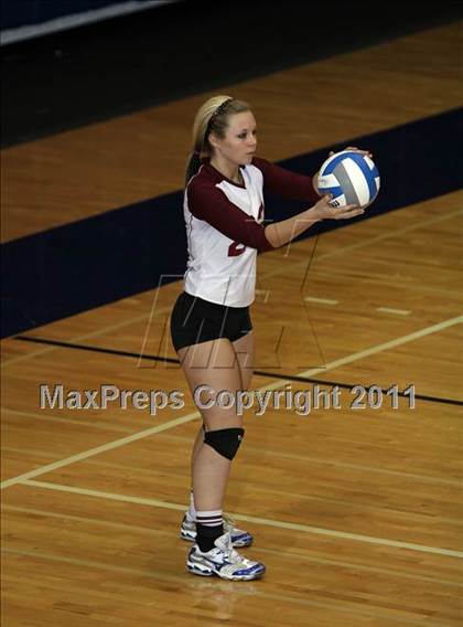 Thumbnail 2 in Aquinas vs Eden (NYSPHSAA Class B Regional Semifinal) photogallery.