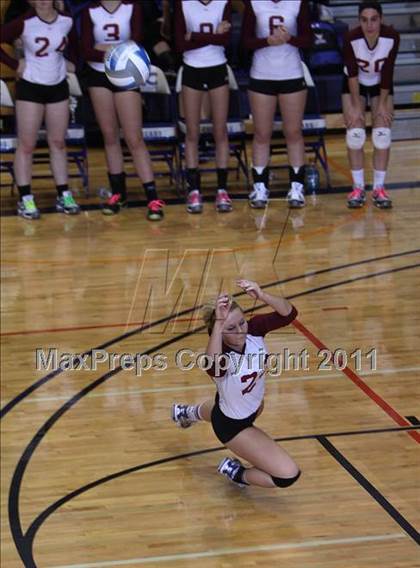 Thumbnail 1 in Aquinas vs Eden (NYSPHSAA Class B Regional Semifinal) photogallery.