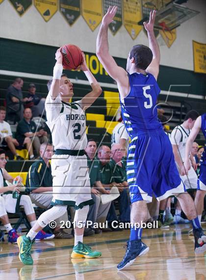 Thumbnail 1 in Horizon vs New Trier (Horizon Holiday Hoops Tournament) photogallery.