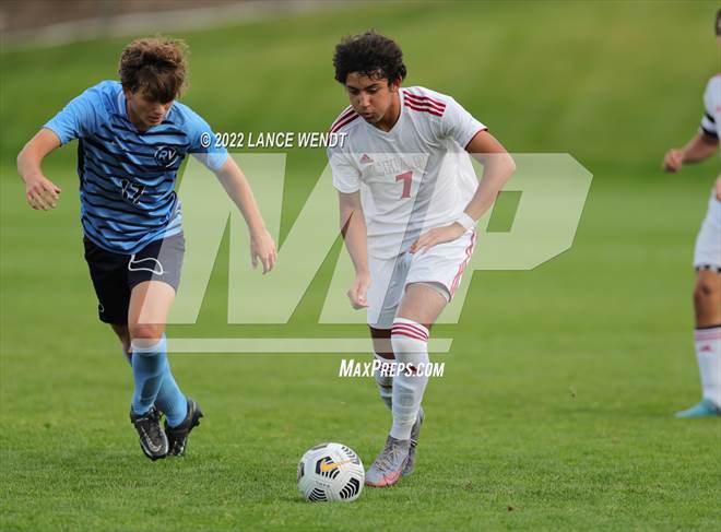 null - Photo 01