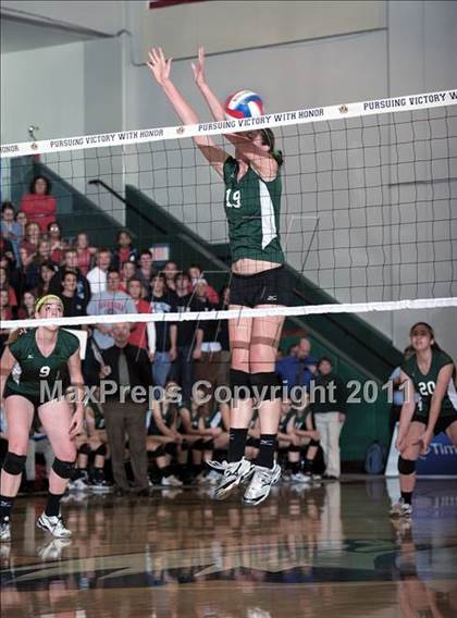 Thumbnail 1 in Palo Alto vs. Marymount (CIF State D1 Final) photogallery.