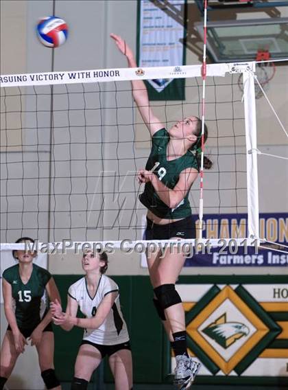 Thumbnail 3 in Palo Alto vs. Marymount (CIF State D1 Final) photogallery.
