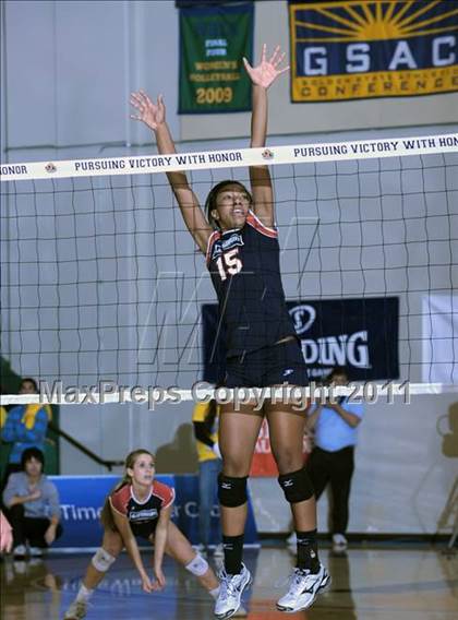 Thumbnail 3 in Palo Alto vs. Marymount (CIF State D1 Final) photogallery.