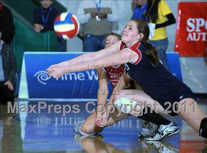 Thumbnail 1 in Palo Alto vs. Marymount (CIF State D1 Final) photogallery.