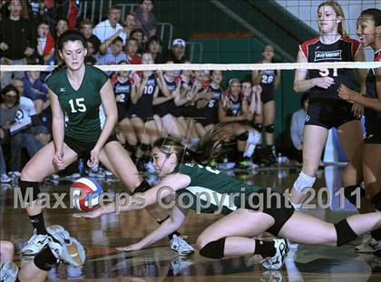 Thumbnail 1 in Palo Alto vs. Marymount (CIF State D1 Final) photogallery.