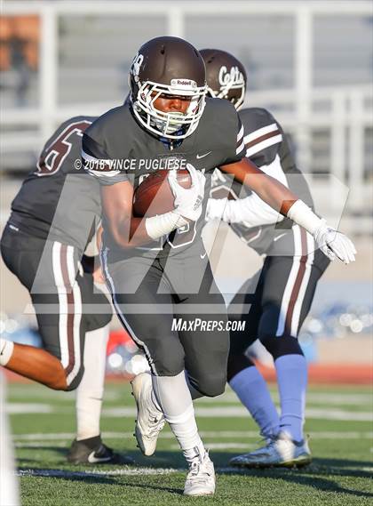 Thumbnail 3 in Sylmar @ Crespi photogallery.