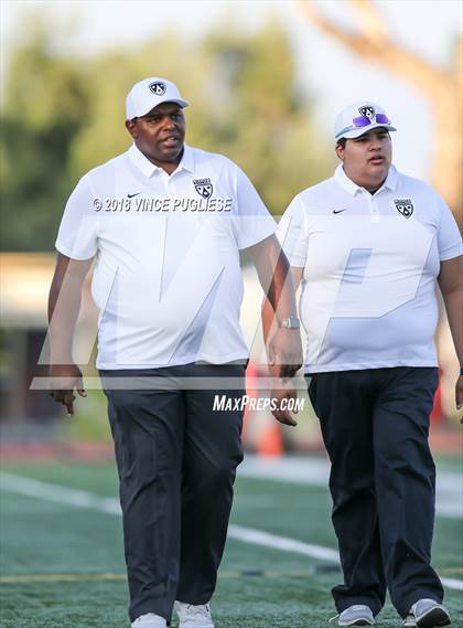 Thumbnail 1 in Sylmar @ Crespi photogallery.
